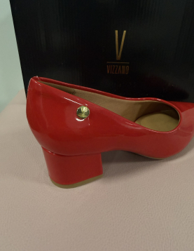 Sapato de verniz VIZZANO 86347